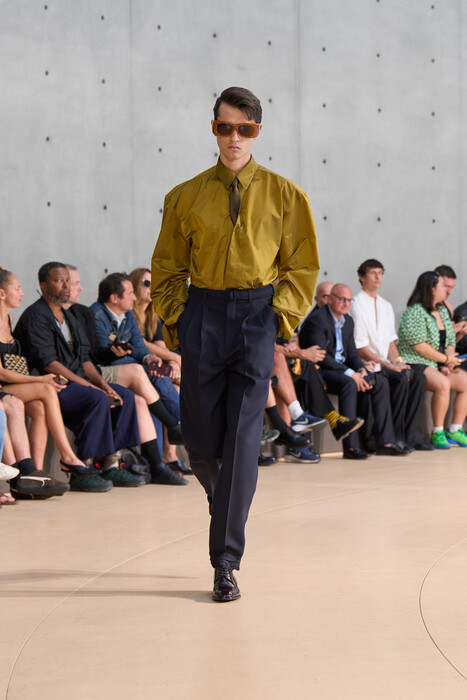 Saint Laurent menswear весна-лето 2026 / Saint Laurent menswear spring-summer 2026