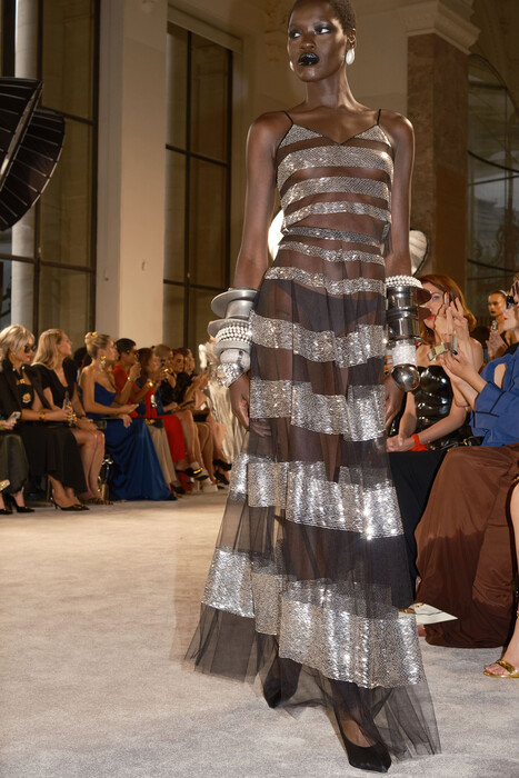 Schiaparelli Couture Fall 2025 / Schiaparelli Couture коллекция осень 2025