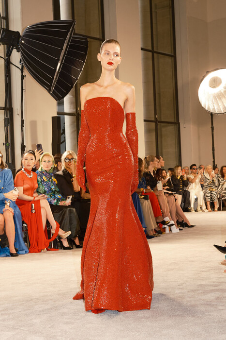Schiaparelli Couture Fall 2025 / Schiaparelli Couture коллекция осень 2025