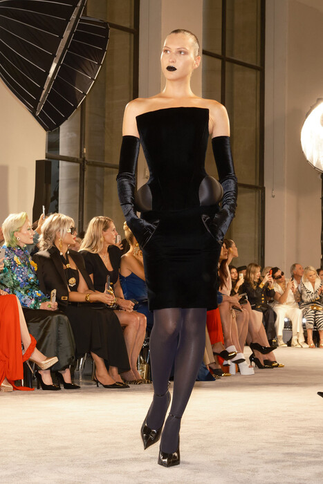 Schiaparelli Couture Fall 2025 / Schiaparelli Couture коллекция осень 2025