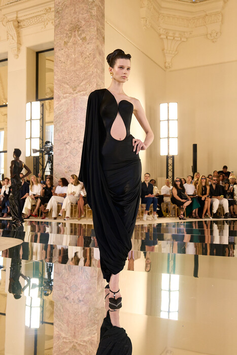 Schiaparelli Couture осень–зима 2026 / Schiaparelli Couture Fall 2026