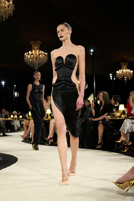 Schiaparelli коллекция весна-лето 2027 / Schiaparelli Spring 2027