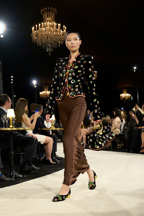 Schiaparelli коллекция весна-лето 2027 / Schiaparelli Spring 2027