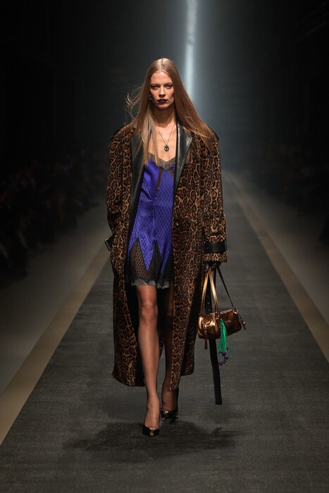 Коллекция Versace осень-зима 2025 / Versace fall 2025