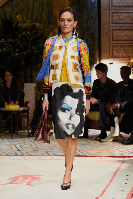 Versace коллекция весна-лето 2026 / Versace Spring-Summer 2026