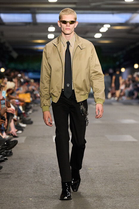 Коллекция Vetements весна-лето 2027 / Vetements Spring 2027