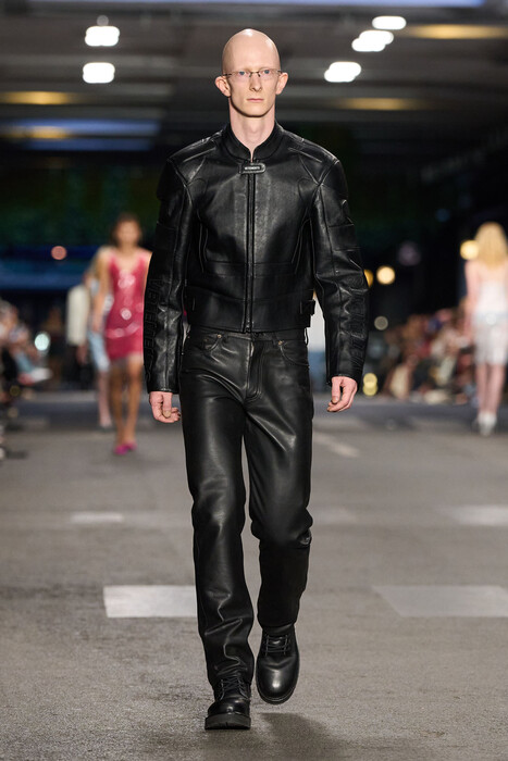 Коллекция Vetements весна-лето 2027 / Vetements Spring 2027