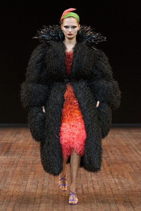 Viktor and Rolf Couture Fall 2025 / Viktor and Rolf Couture коллекция осень 2025