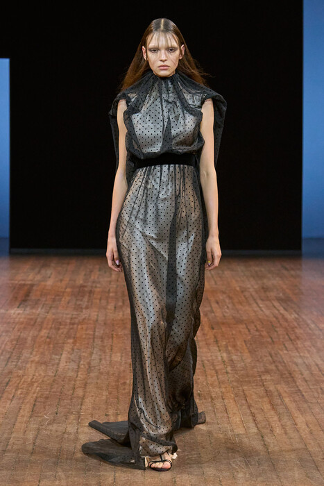 Viktor and Rolf Couture Fall 2025 / Viktor and Rolf Couture коллекция осень 2025