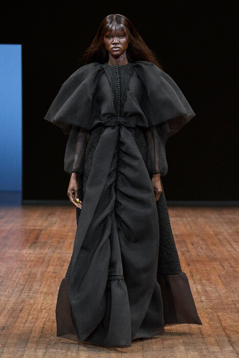 Viktor and Rolf Couture Fall 2025 / Viktor and Rolf Couture коллекция осень 2025