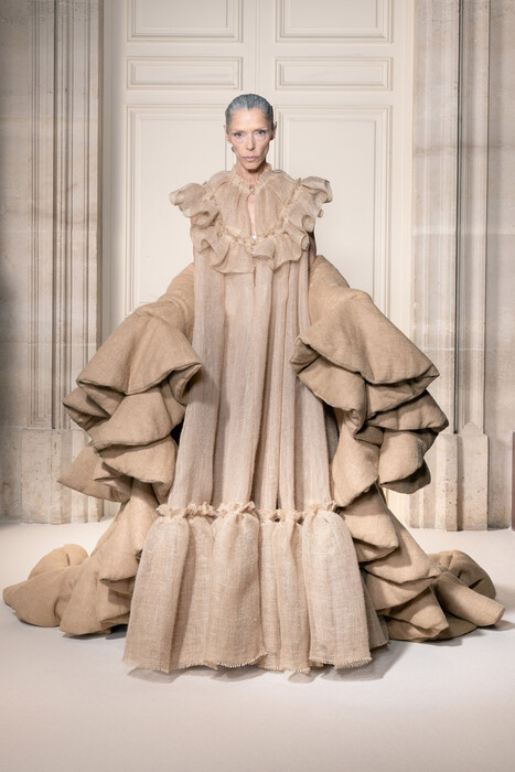 Viktor and Rolf Couture осень–зима 2026 / Viktor and Rolf Couture Fall 2026