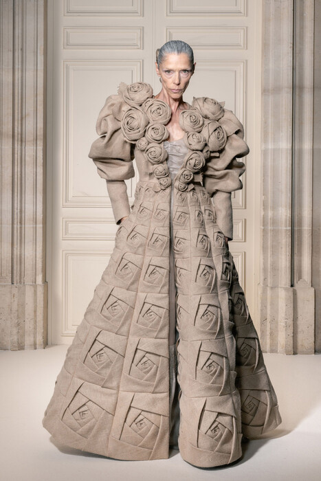 Viktor and Rolf Couture осень–зима 2026 / Viktor and Rolf Couture Fall 2026