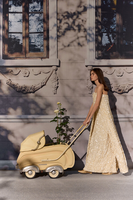 Дом моды Yudashkin представил новую премиум-линию