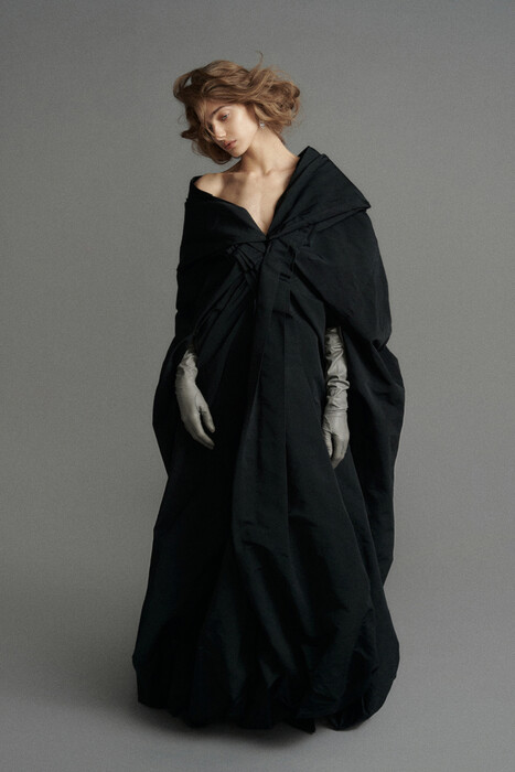 Дом моды Yudashkin представил новую премиум-линию