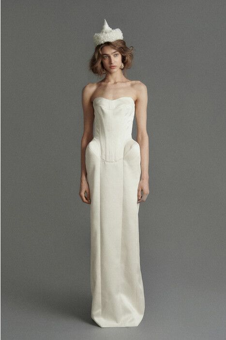 Дом моды Yudashkin представил новую премиум-линию