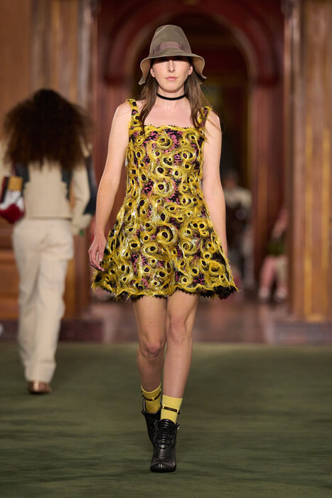 Louis Vuitton Resort 2027 Collection / Коллекция Louis Vuitton Resort 2027