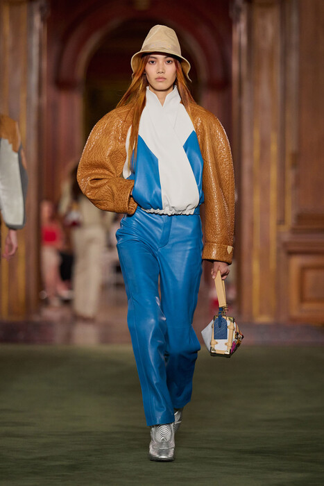 Louis Vuitton Resort 2027 Collection / Коллекция Louis Vuitton Resort 2027