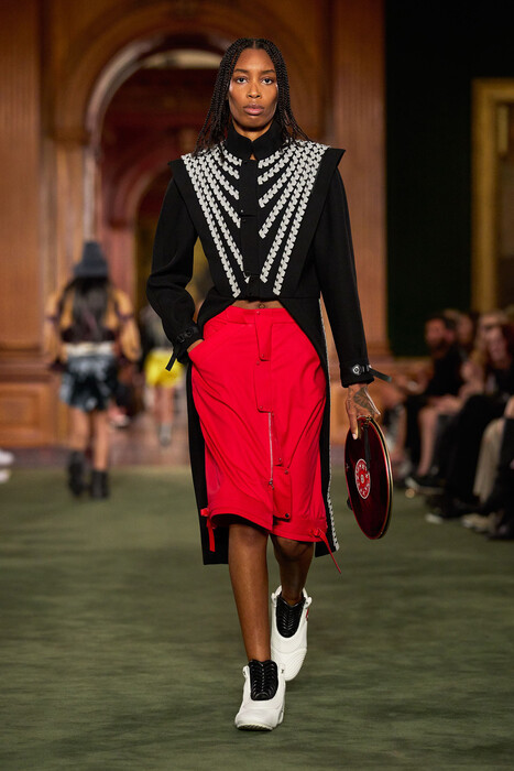Louis Vuitton Resort 2027 Collection / Коллекция Louis Vuitton Resort 2027