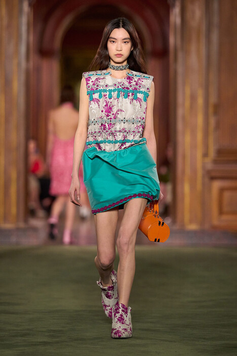 Louis Vuitton Resort 2027 Collection / Коллекция Louis Vuitton Resort 2027