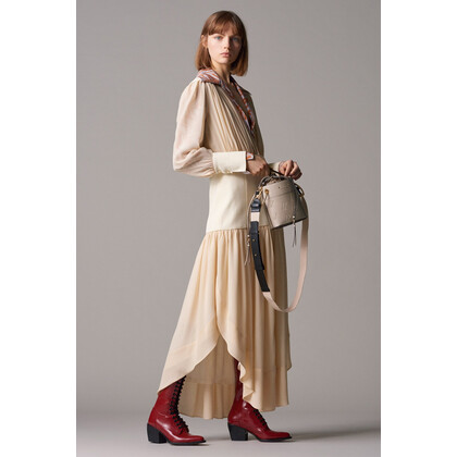 Chloé