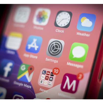 iOS + «Госуслуги»: Компания Apple согласилась на обязательную установку российских приложений