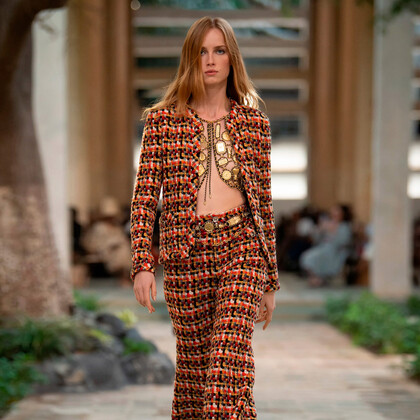Встречаем 70-е: Chanel задаёт новый виток истории в коллекции Métiers d'art 2023