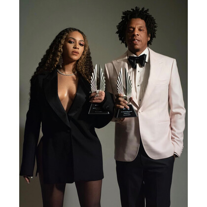 Идеальный тандем: образы Бейонсе и Jay–Z на на GLAAD Media Awards