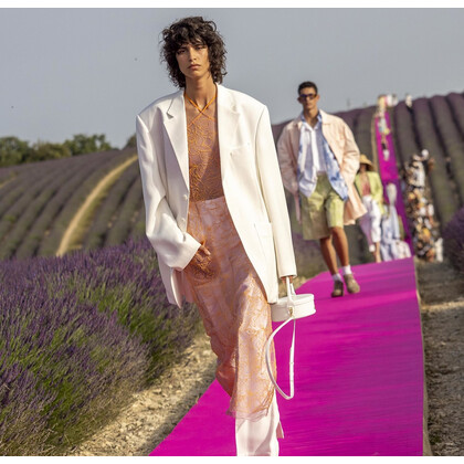 Jacquemus покажет мужские и женские коллекции вместе