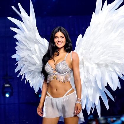 Кайли Дженнер дебютировала на шоу Victoria’s Secret