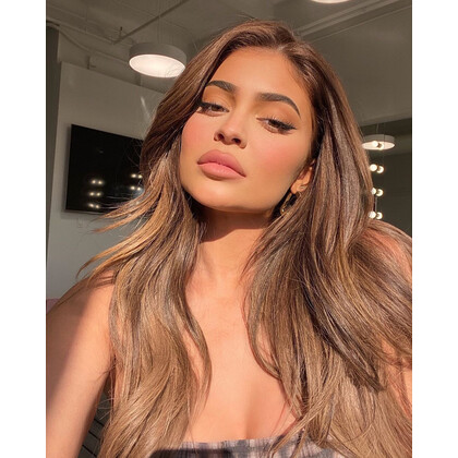 Данные покупателей Kylie Cosmetics утекли к мошенникам