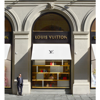 LVMH будет уделять больше внимания онлайн-продажам и digital-сервису