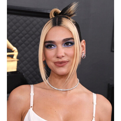 Топ-10 бьюти-образов Grammy 2020