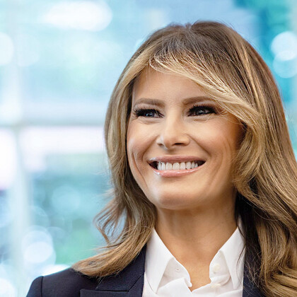Мелания Трамп распродаёт памятные сувениры из Белого дома