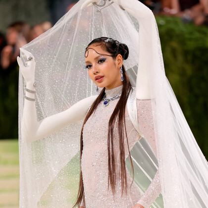 Главный аксессуар Met Gala 2026 — руки