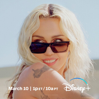 Майли Сайрус объединилась с Disney для специального концерта Endless Summer Vacation