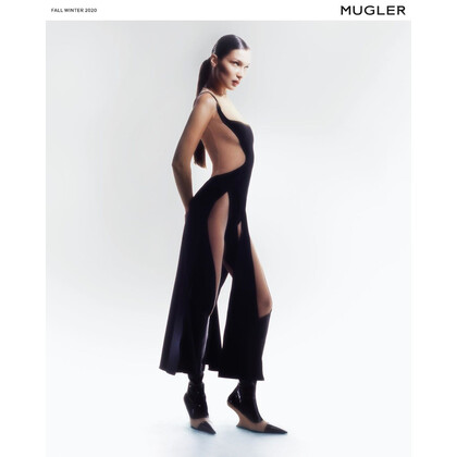 Mugler будет продавать вещи сразу после показа