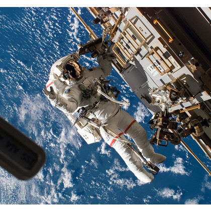 NASA отправит на Луну женщину