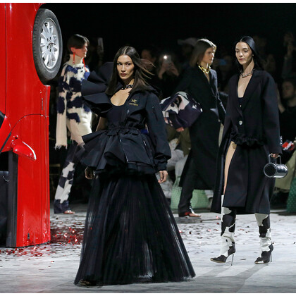 Off-White меняет график поставок новых коллекций в магазины