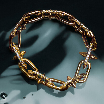 Фаррелл Уильямс показал совместную коллекцию с Tiffany & Co.