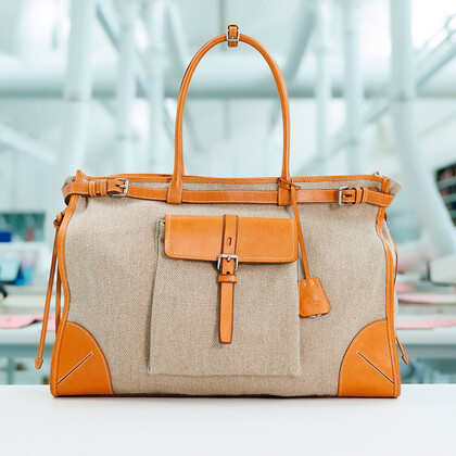 Prada представили новые версии сумки Bonnie