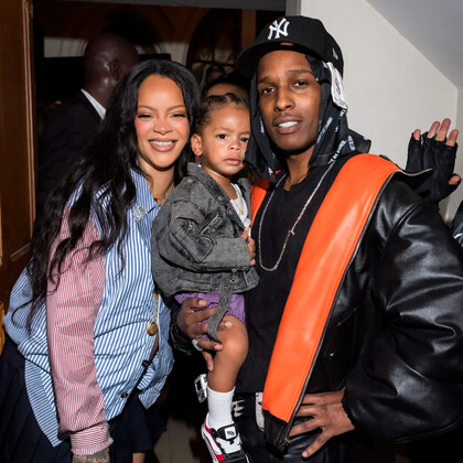 Беременная Рианна с сыном Риотом поддержали A$AP Rocky на показе
