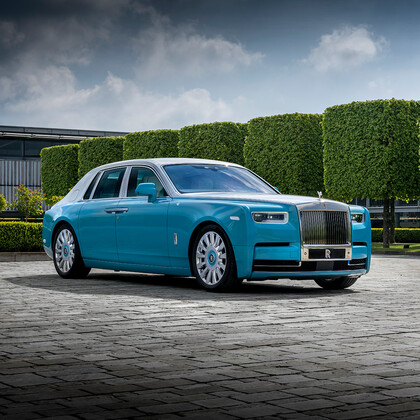 Rolls–Royce представил три эксклюзивных Phantom
