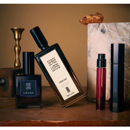 Serge Lutens предложил новый способ нанесения ароматов