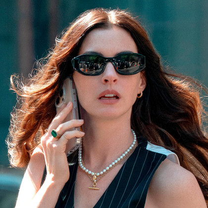 T-bar колье — главный ювелирный тренд весны