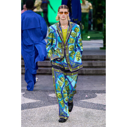 Versace Menswear весна-лето 2023