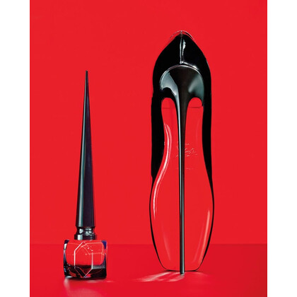 Красная подошва больше не фирменный знак Christian Louboutin?