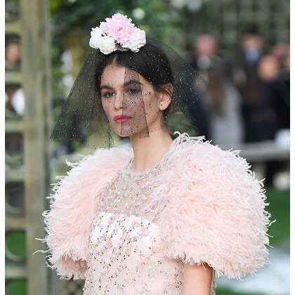 Кайи Гербер на показе Chanel Haute Couture
