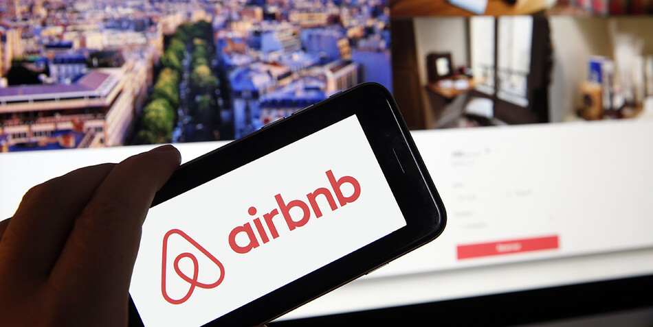 Без Booking и Airbnb: как уход агрегаторов отразится на туристическом рынке России?