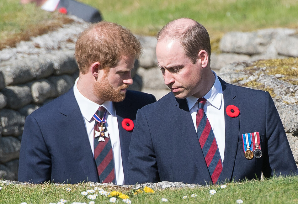Друзья принца Уильяма говорят, что он никогда не простит своего брата принца Гарри