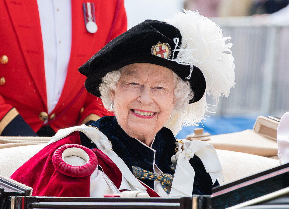 Чем владеет королева Елизавета II